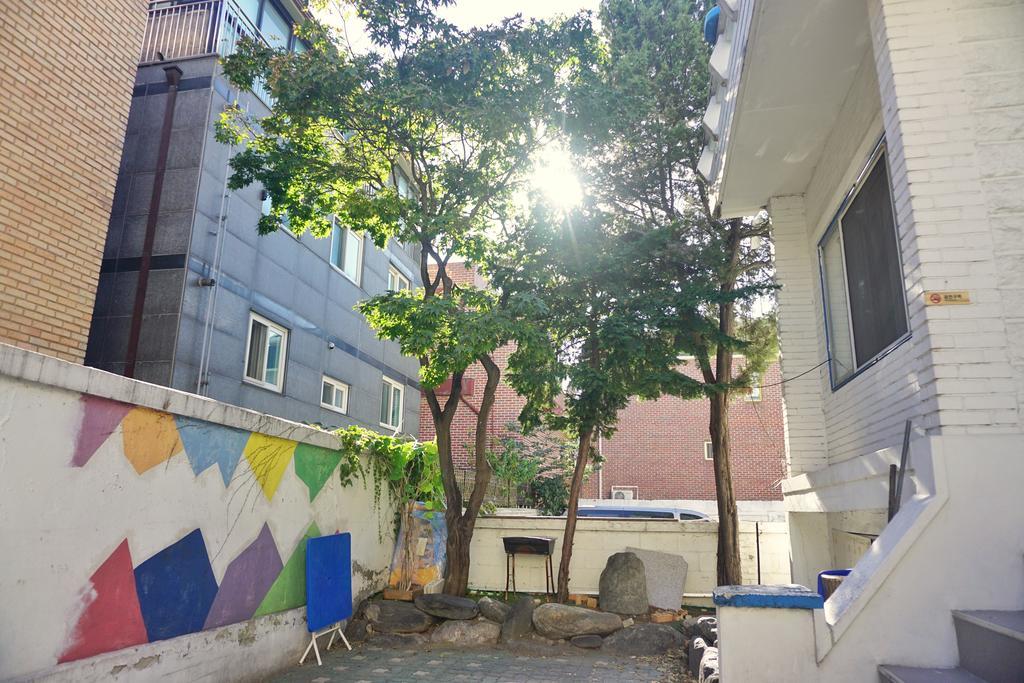 Tiara Guesthouse Seúl Exterior foto